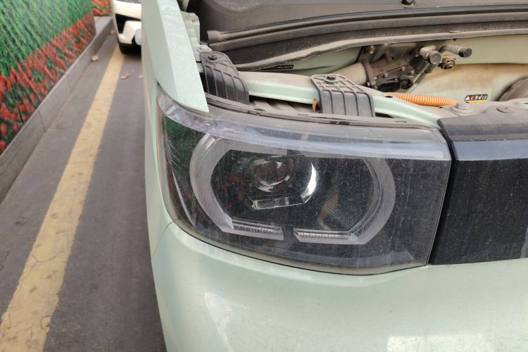 五菱汽车 宏光MINIEV 2021款 马卡龙时尚款 磷酸铁锂车身外观8