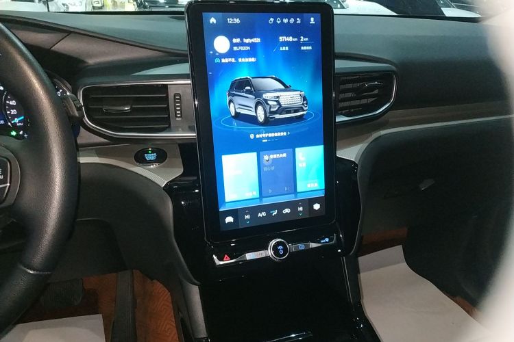 福特 探险者 2020款 EcoBoost 285 四驱风尚版 6座中控内饰16