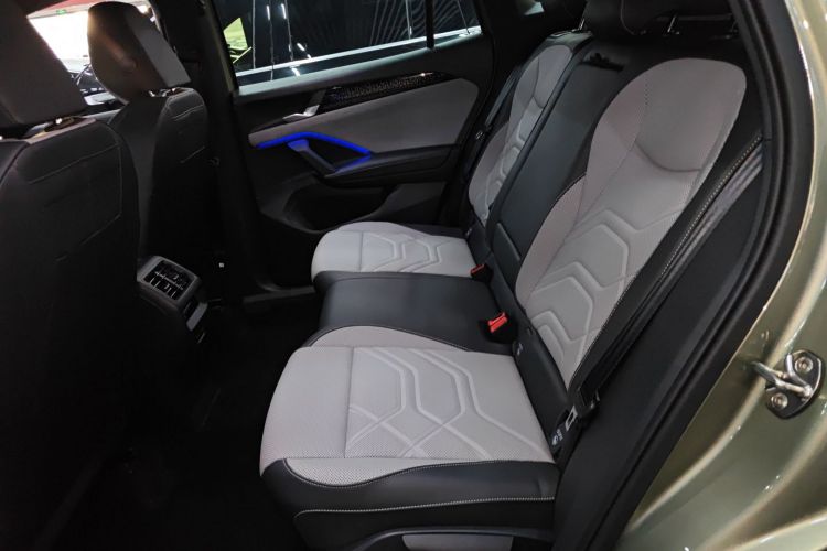 大众 2025款 探岳L 380TSI 四驱豪华Easy包中控内饰21