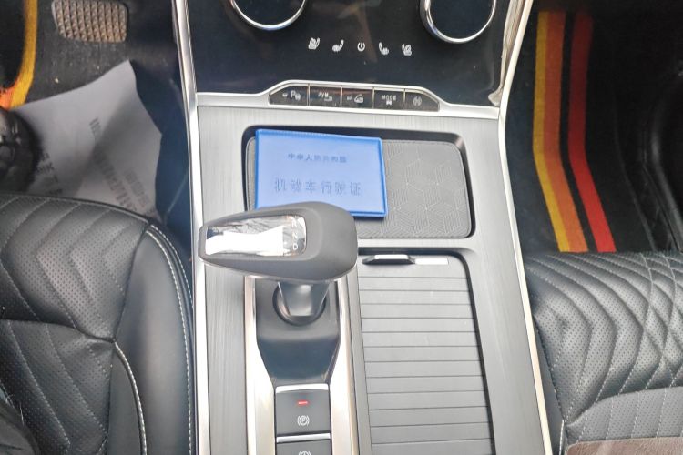 星途凌云 2023款 400T 两驱星尊版中控内饰18