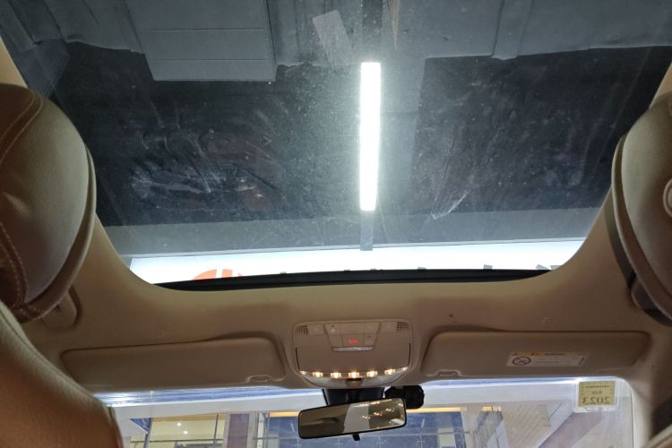 奔驰E级 2021款 E 260 L局部细节22