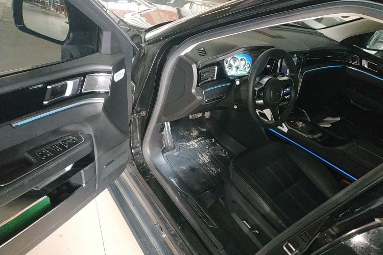 众泰T700 2017款 1.8T 双离合尊贵型中控内饰20