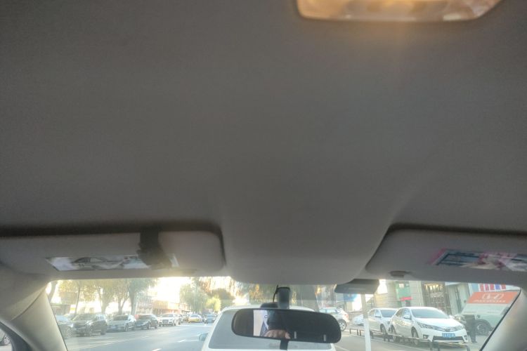 本田 飞度 2014款 1.5L LX 手动舒适型局部细节22