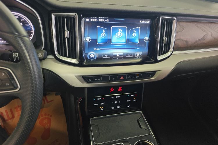 红旗HS7 2022款 2.0T DCT两驱智联旗享版 五座中控内饰16