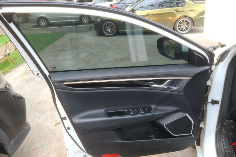 吉利汽车 帝豪GL 2021款 UP 1.4T CVT领尚型中控内饰47