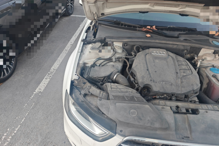 奥迪A4L 2016款 35 TFSI 典藏版 自动标准型机舱底盘25