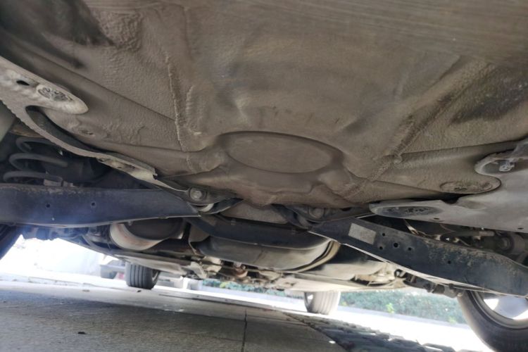 大众 速腾 2015款 1.6L 自动舒适型局部细节9009