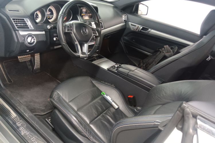 奔驰E级(进口) 2016款 E 200 轿跑车 灵动版局部细节19