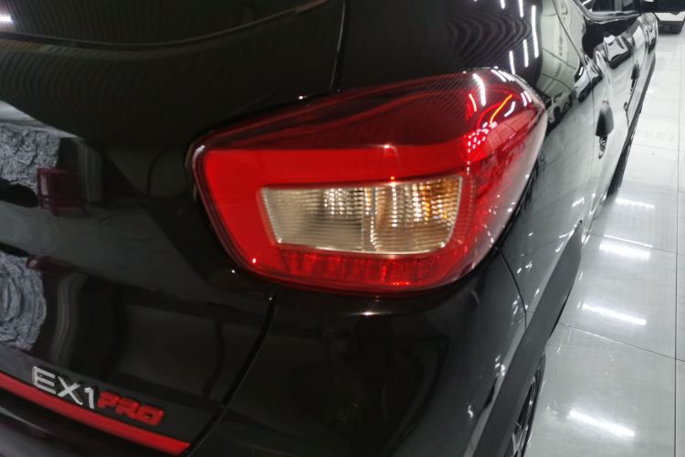 东风纳米EX1 2022款 PRO 虎曜版标准型车身外观9