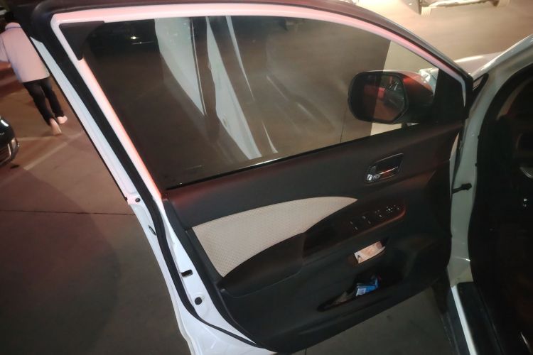 本田CR-V 2016款 2.0L 两驱经典版中控内饰7007