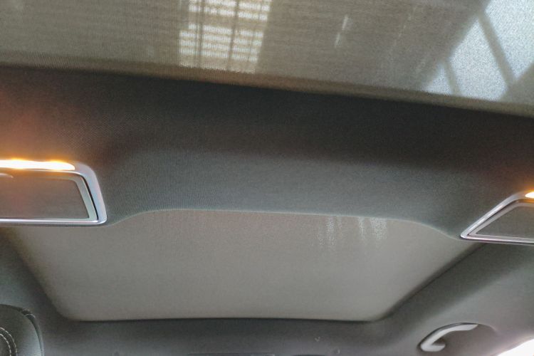 奔驰GLC 2020款 改款 GLC 300 L 4MATIC 动感型中控内饰22