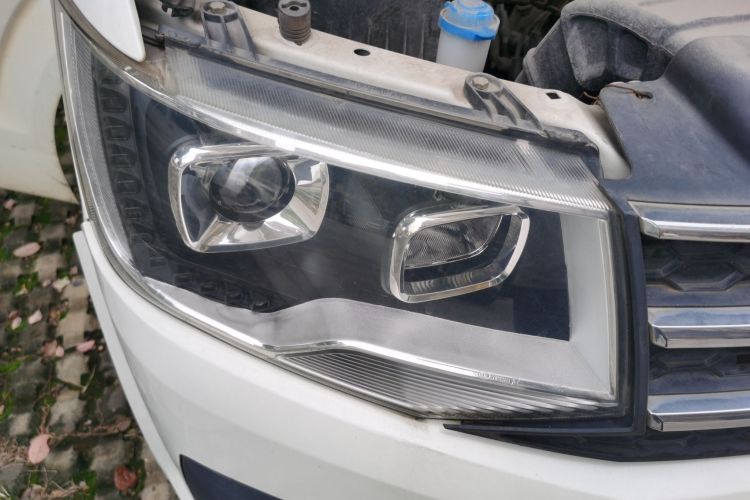 金龙 凯锐浩克 2019款 2.2L M1标准型平顶V22车身外观6006