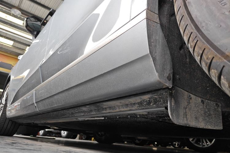 乐道L90 2025款 Max 六座版局部细节9002