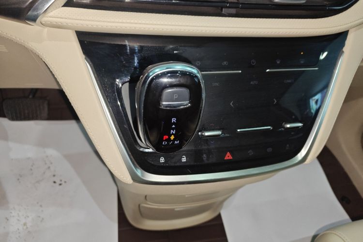 别克GL8 2023款 ES陆尊 尊享型局部细节18