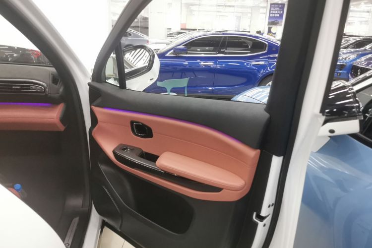 蔚来EC6 2020款 605KM 运动版中控内饰7005