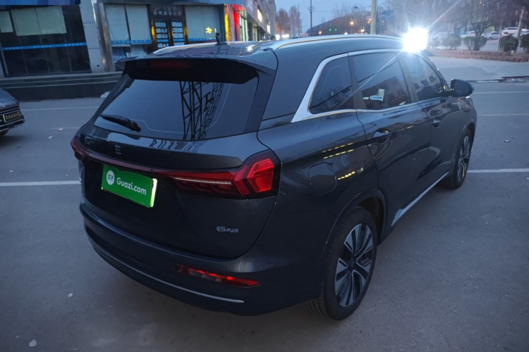 蓝电E5 PLUS 2026款 165km 长续航先享版Ultra 7座车身外观7