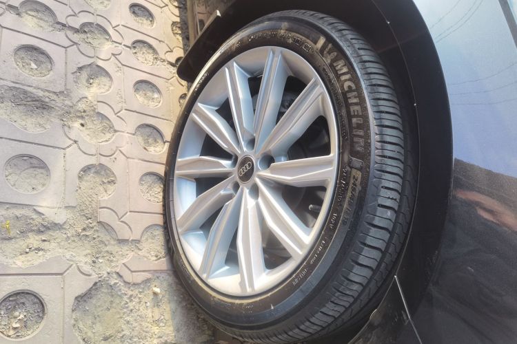 奥迪A6L 2023款 45 TFSI 臻选动感型车身外观10