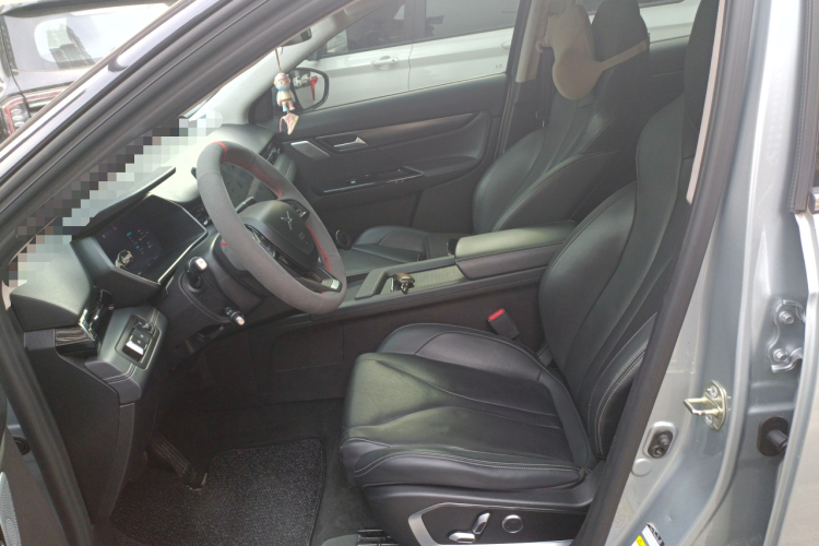 小鹏G3 2019款 尊享版中控内饰19