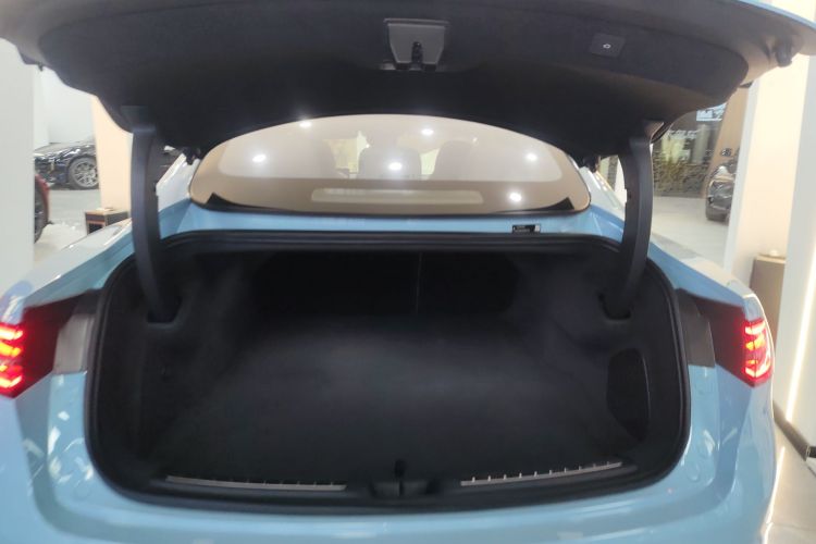 鸿蒙智行 智界S7 2025款 855km Max机舱底盘23