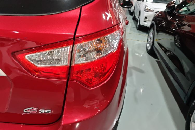 长安CS35 2016款 1.6L 手动豪华型 国V车身外观9