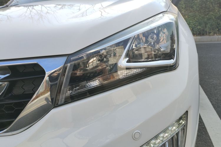 长安CS15 2017款 1.5L 自动豪华天窗版局部细节36