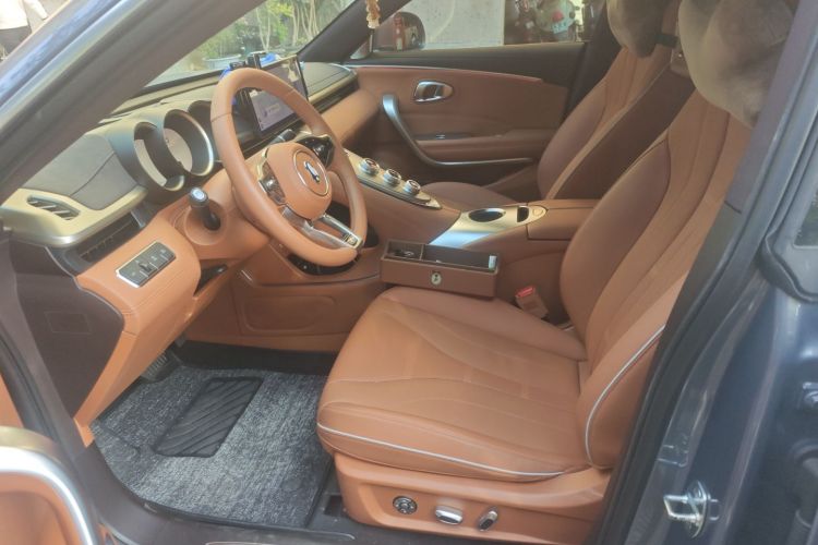 欧拉闪电猫 2022款 555km 尊贵版中控内饰19