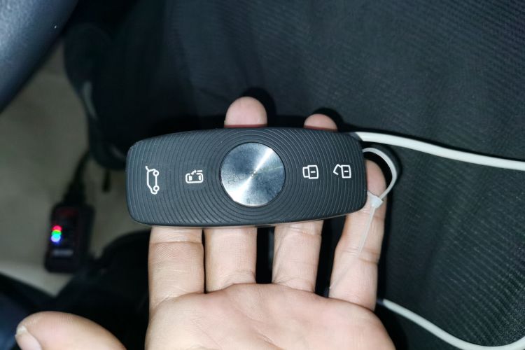 荣威iMAX8 2021款 400TGI Supreme系列陆尊版中控内饰11