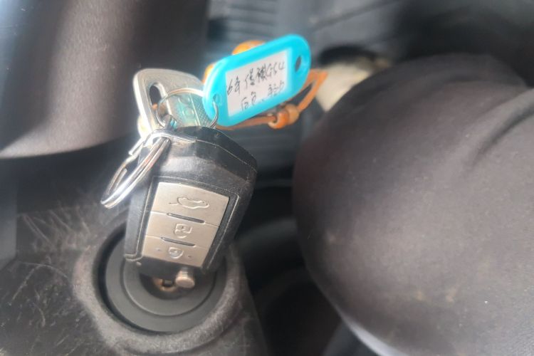 广汽传祺 传祺GS4 2015款 200T 手动豪华版中控内饰11