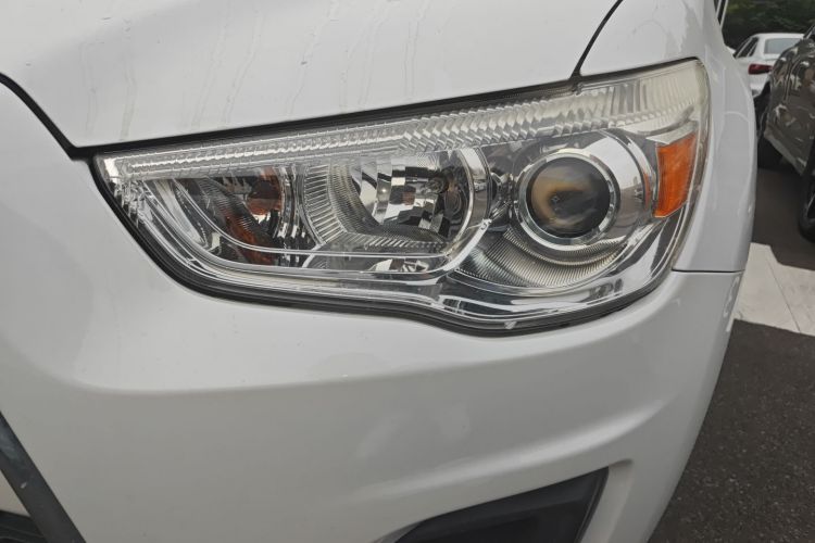 三菱 劲炫ASX 2013款 1.6L 手动两驱标准版局部细节36