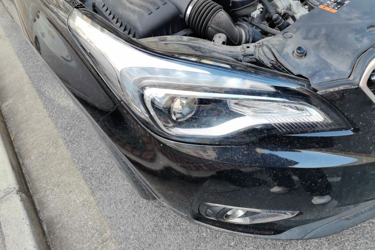 别克 昂科威 2019款 20T 两驱精英型 国VI车身外观8