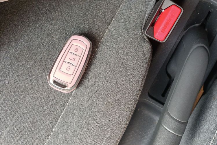 吉利银河 2024款 熊猫mini 200km 耐力熊中控内饰11