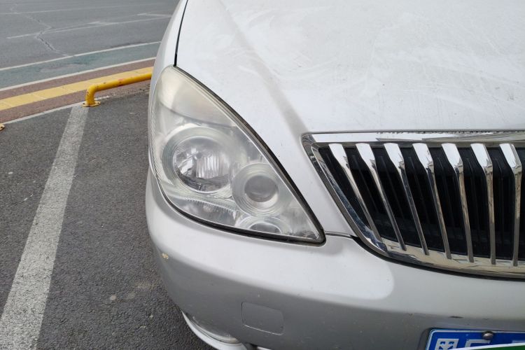 别克GL8 2014款 2.4L 经典版车身外观8