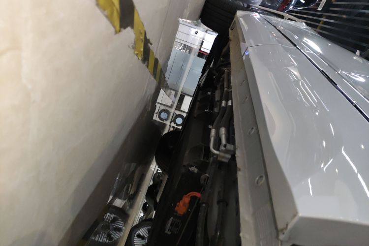 捷途山海L9 2025款 1.5TD 2DHT 旗舰版 6座局部细节9002