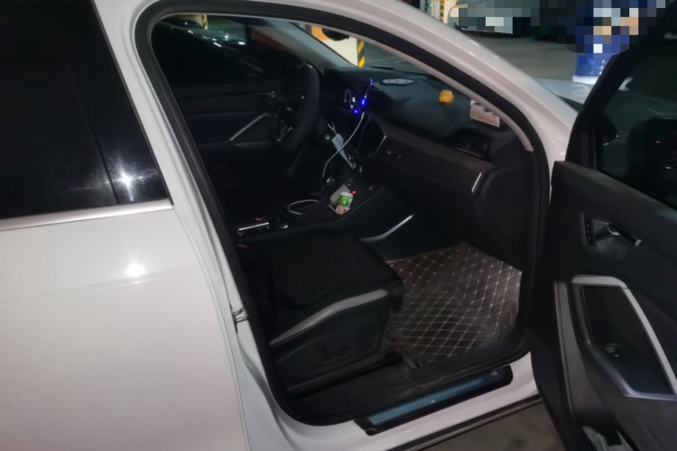 奥迪Q3 2019款 35 TFSI 进取动感型局部细节9005