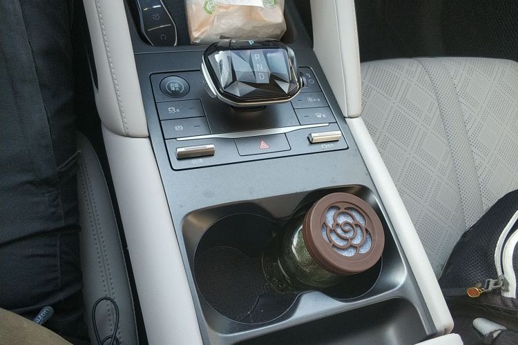 比亚迪 元UP 2024款  401KM 活力版局部细节18