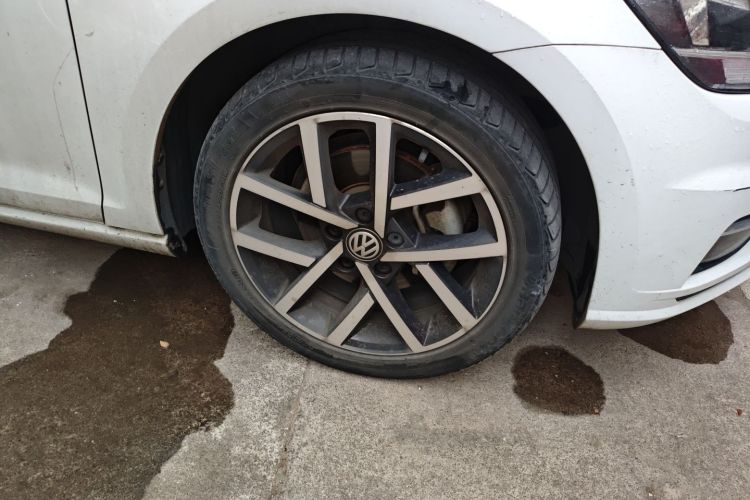 大众 高尔夫 2020款 280TSI DSG舒适型车身外观10