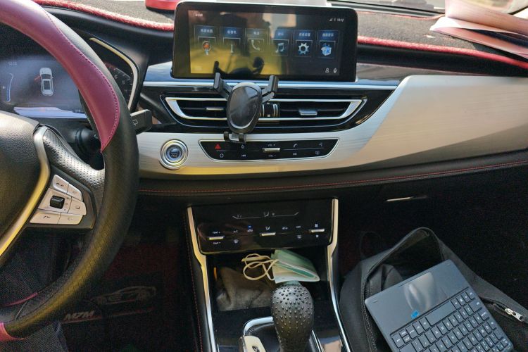 长安CS75 2020款 280T 手动智惠型 国VI中控内饰16