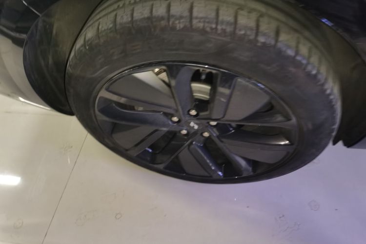 理想汽车 理想L6 2024款 Pro车身外观6008