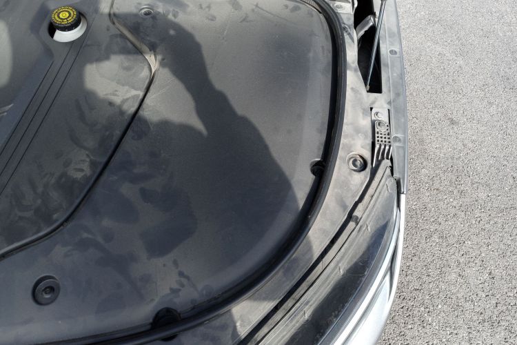 比亚迪 汉 2020款 EV 四驱高性能版旗舰型机舱底盘26