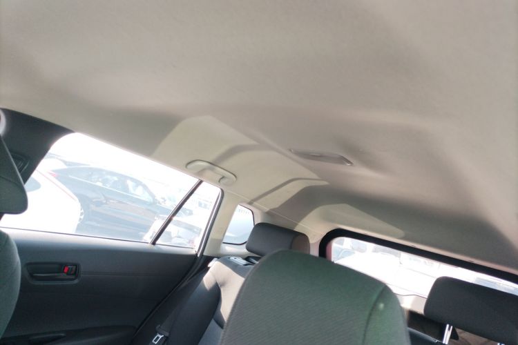 丰田 锋兰达 2022款 2.0L CVT精英版局部细节22