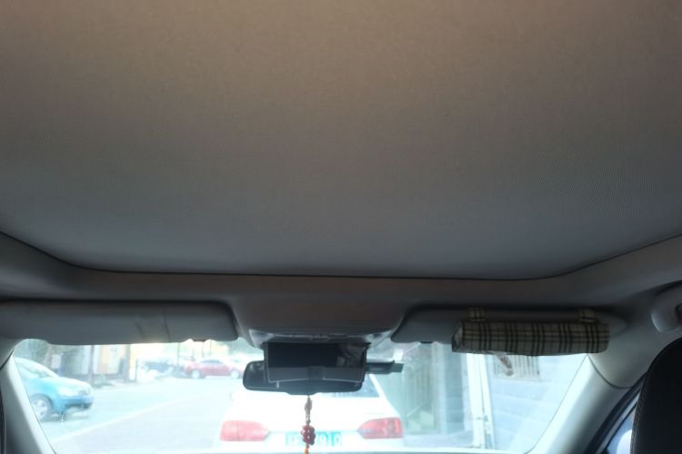 雷诺 科雷傲 2017款 2.5L 两驱尊贵版中控内饰22