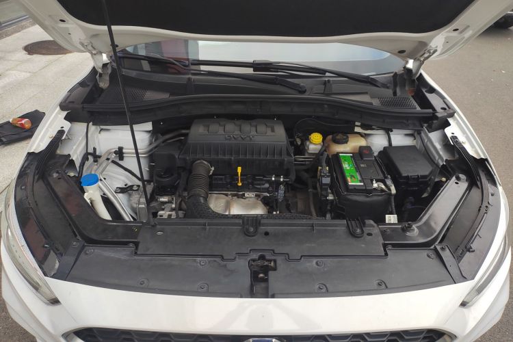 名爵ZS 2020款 180DVVT 自动Lite局部细节24