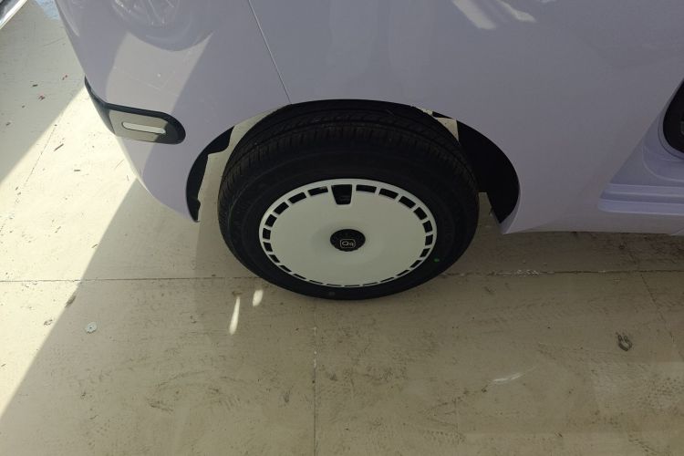 奇瑞新能源 QQ冰淇淋 2025款 155km 圣代版车身外观56