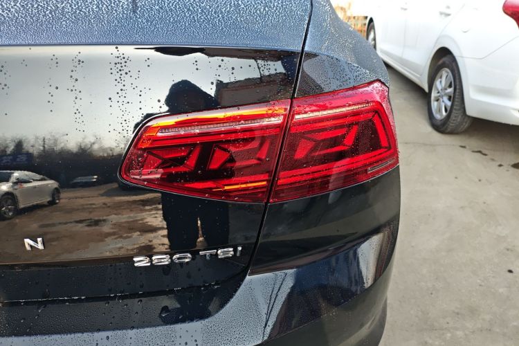 大众 迈腾 2020款 280TSI DSG 舒适型车身外观9