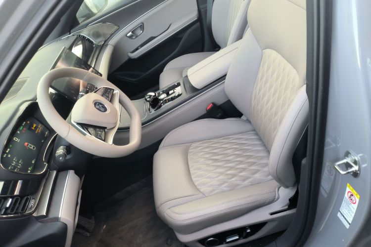 比亚迪 汉 2025款 EV 701KM激光雷达智驾型中控内饰19