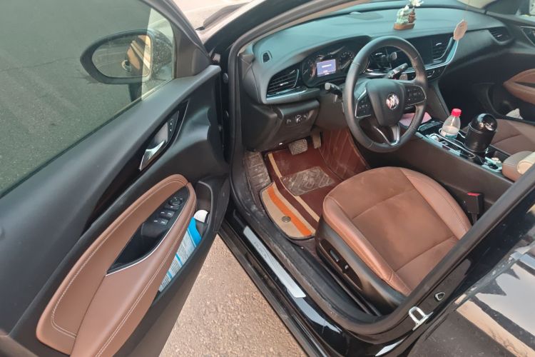 别克 君威 2023款 552T 智享型中控内饰20