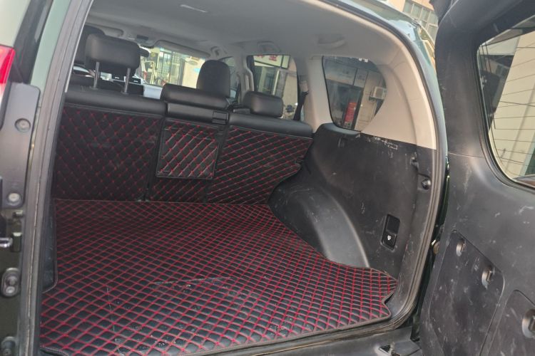 丰田 普拉多 2016款 2.7L 自动标准版局部细节23