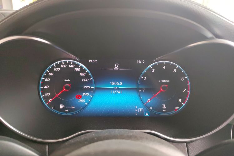 奔驰C级 2020款 改款 C 200 L 时尚型运动版中控内饰14