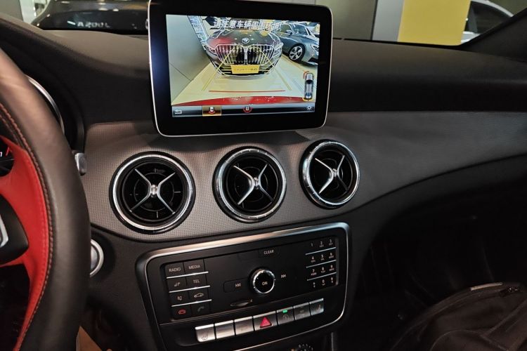 奔驰CLA 2019款 CLA 200 时尚型局部细节16