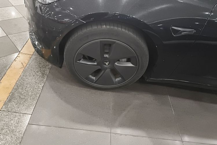 特斯拉 Model 3 2022款 后轮驱动版车身外观6007